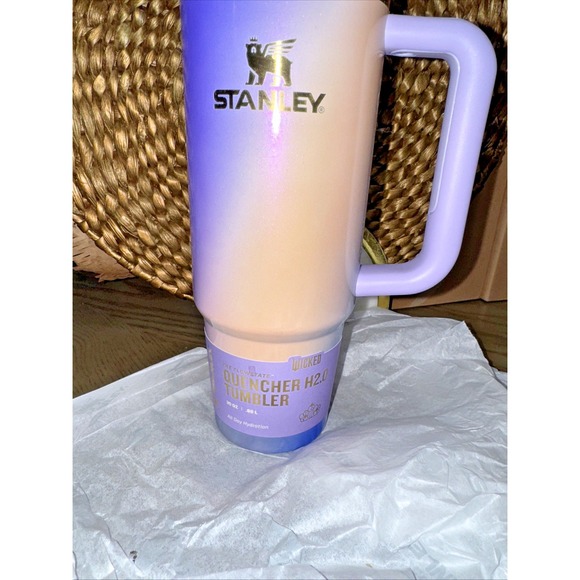 Wicked for Good x Stanley 30oz Tumbler Glinda Limited Edition New With Tags RARE - Picture 2 of 8